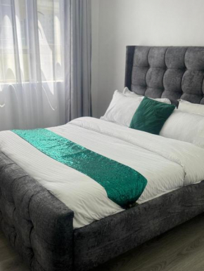 Charming 2BR Haven near Yaya in Kilimani